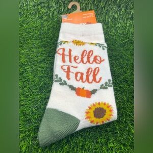 Fall Novelty Socks, OS, NWT 🍂🍁🌻